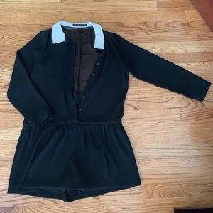 Woman’s preppy collard black romper